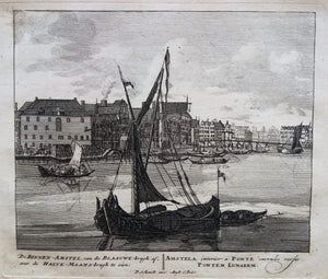 Amsterdam Binnen Amstel; gezien vanaf de Blauwbrug richting de Halvemaansbrug - P Schenk - ca. 1708